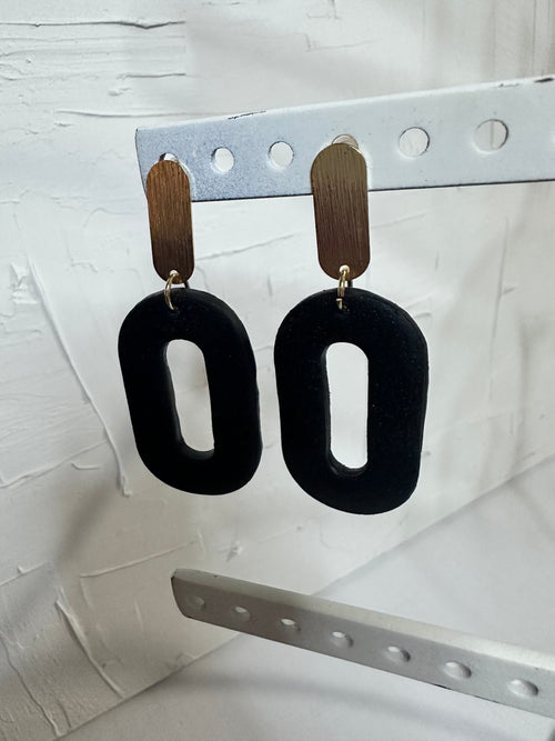 Oval Dangle Earring